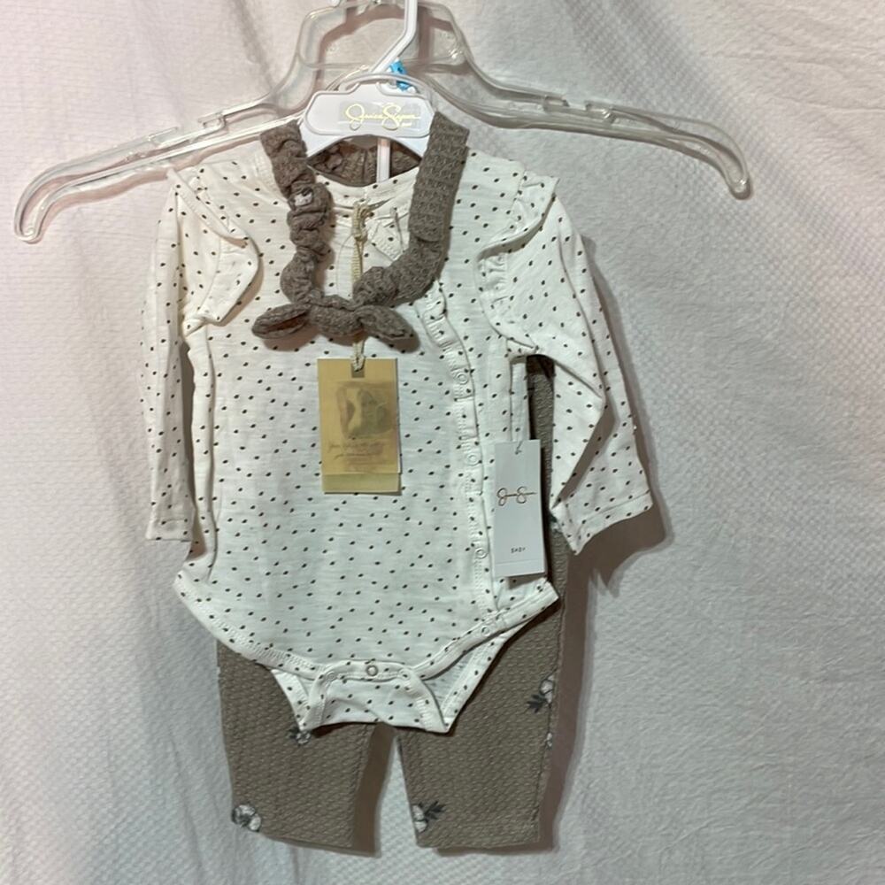 Jessica Simpson 6/9m 3 piece set cream taupe floral pants onsie headband nwt